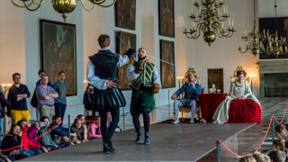 Przedstawienie Hamleta na żywo w zamku Kronborg w Elsynorze (Helsingør), Okolice Kopenhagi, Dania