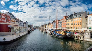 Nyhavn și casele lui viu colorate, Copenhaga, Danemarca